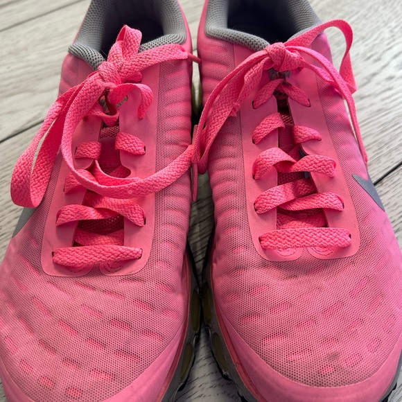 Nike Pink and Gray Air Max Athletic Shoes Size 8 - Picture 10 of 10